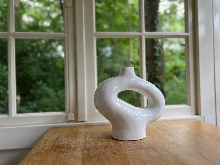 Organic vase white