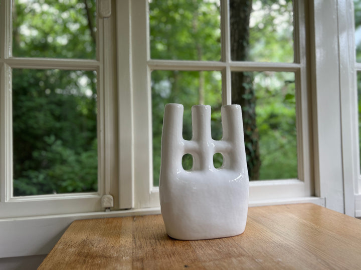 Organic vase white